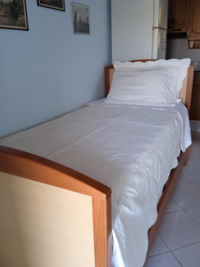 Rosemary House Guest House Sarandë Exterior foto