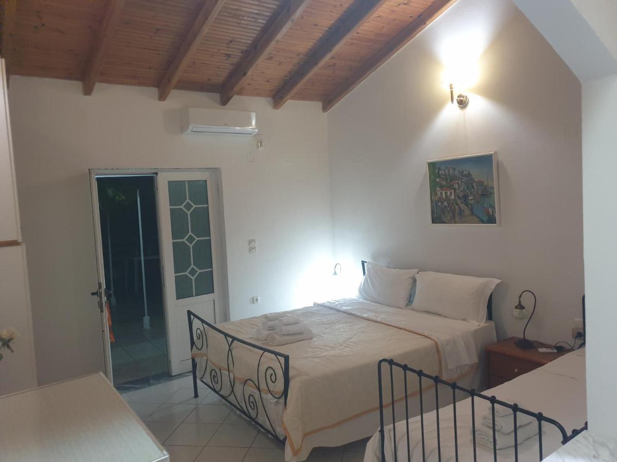 Rosemary House Guest House Sarandë Exterior foto